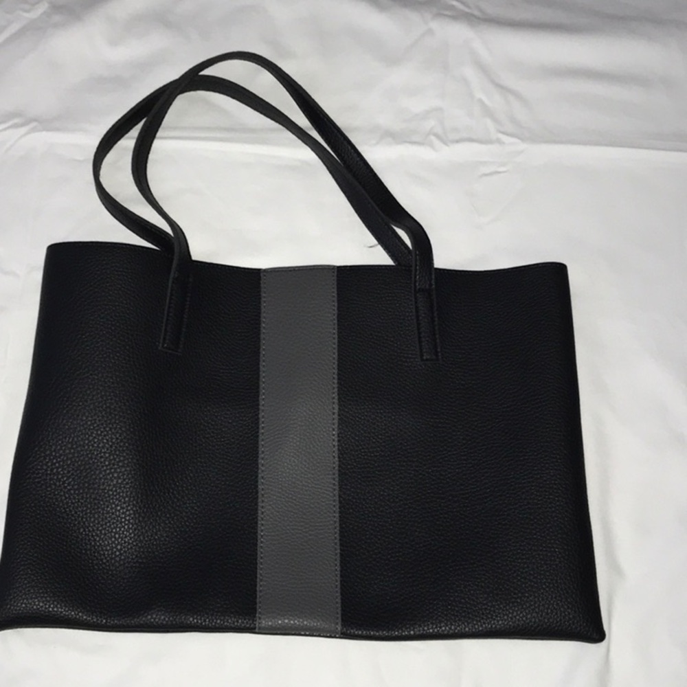 New! Vince Camuto Tote - Picture 2 of 5